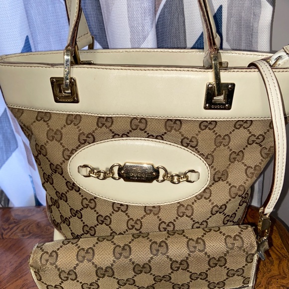 Authentic Gucci Bag and Wallet - Picture 5 of 15